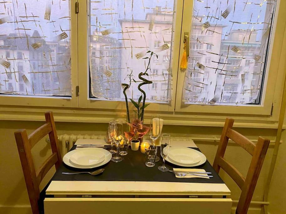 Central & Relaxed Apartment เจนีวา ภายนอก รูปภาพ